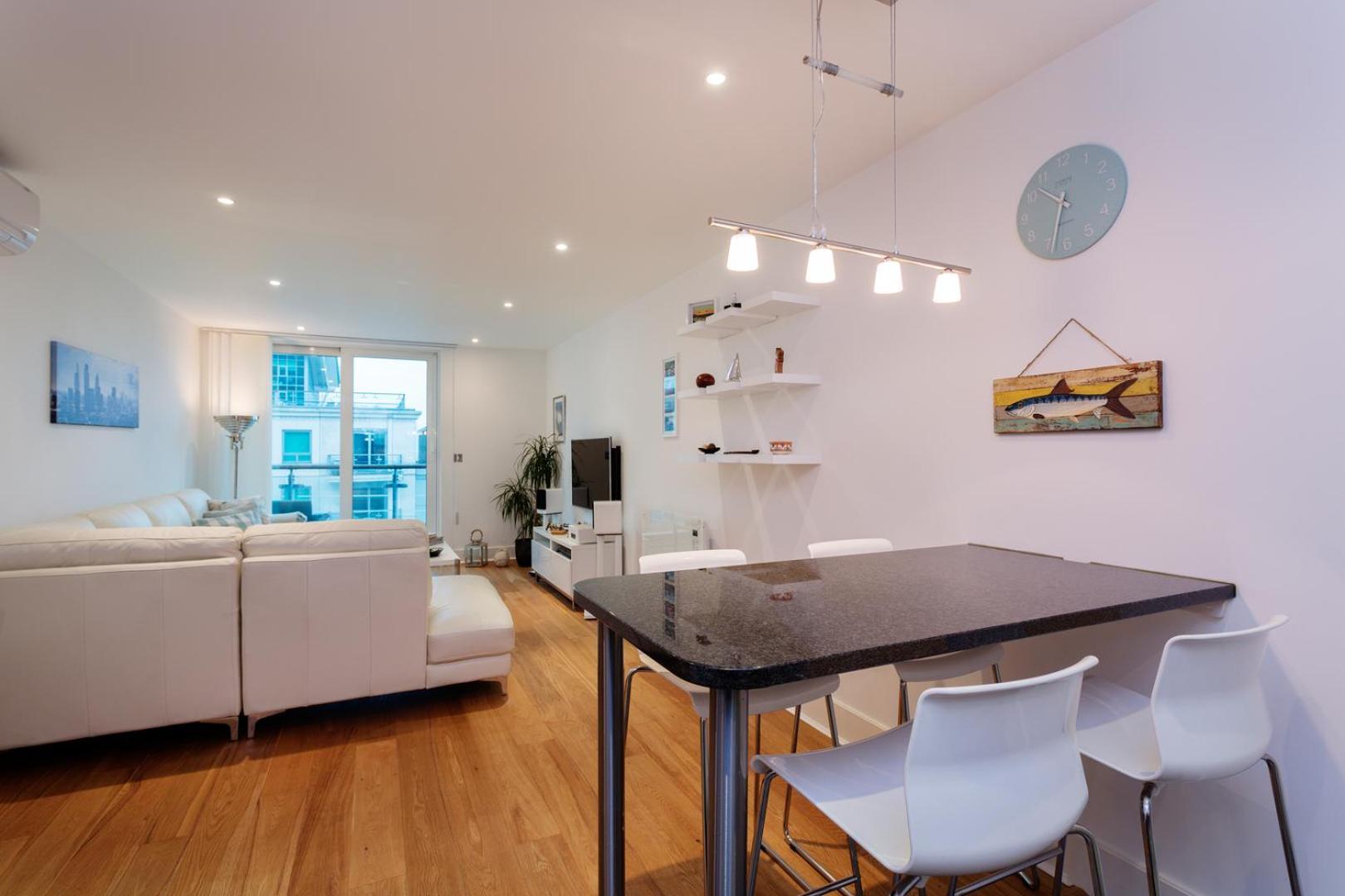 Apartament Veeve - Modernist Wharf Londyn Zewnętrze zdjęcie